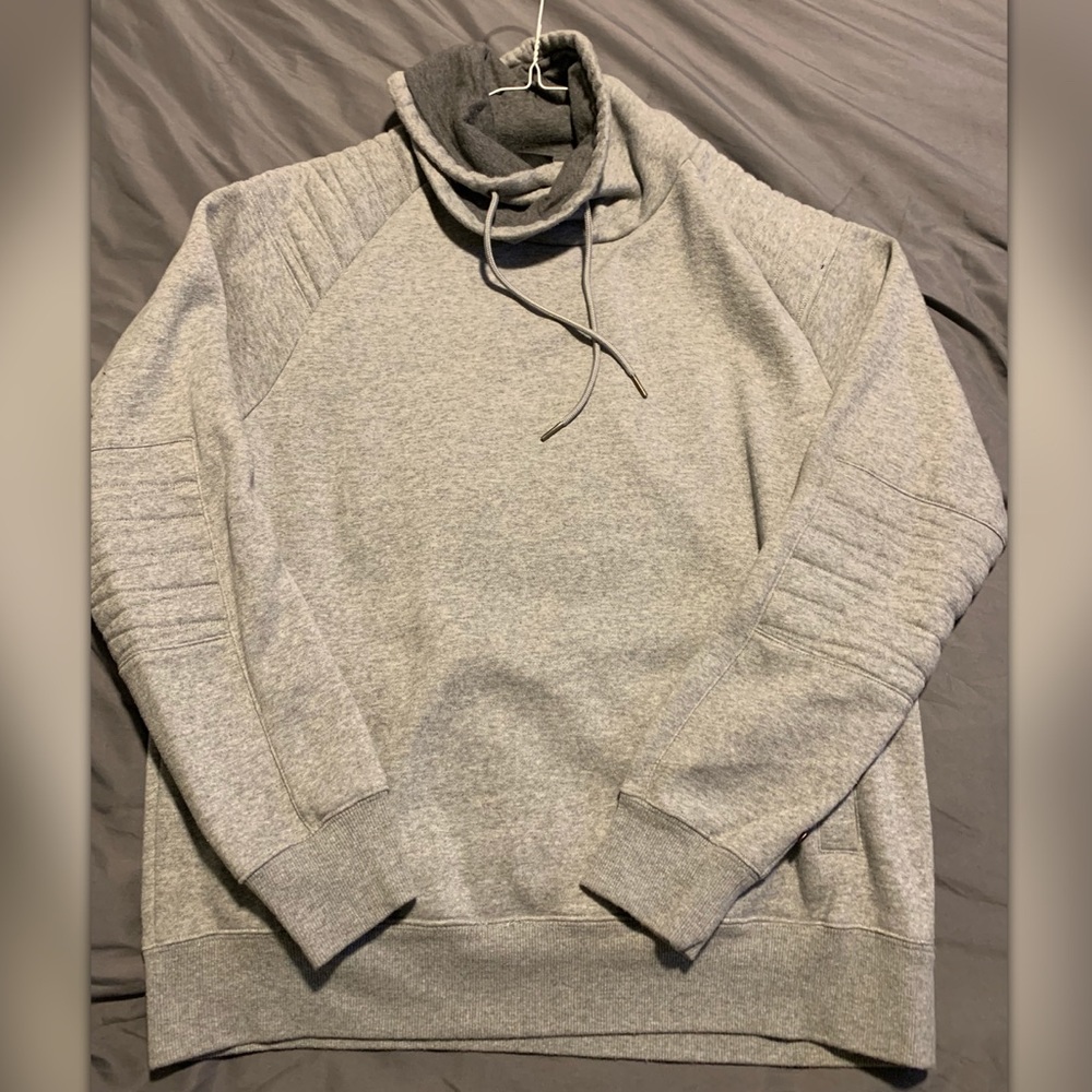 H&M sweater